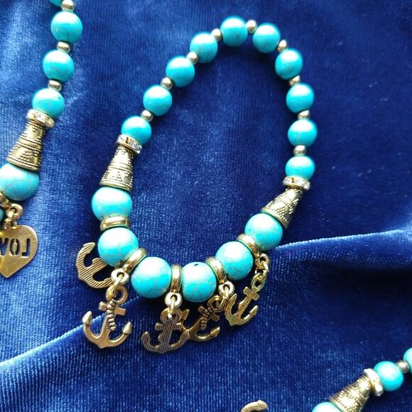 Turquoise Arm Stack 3 Bracelet Set blue beads gold Love & Anchor charms - Picture 7 of 8